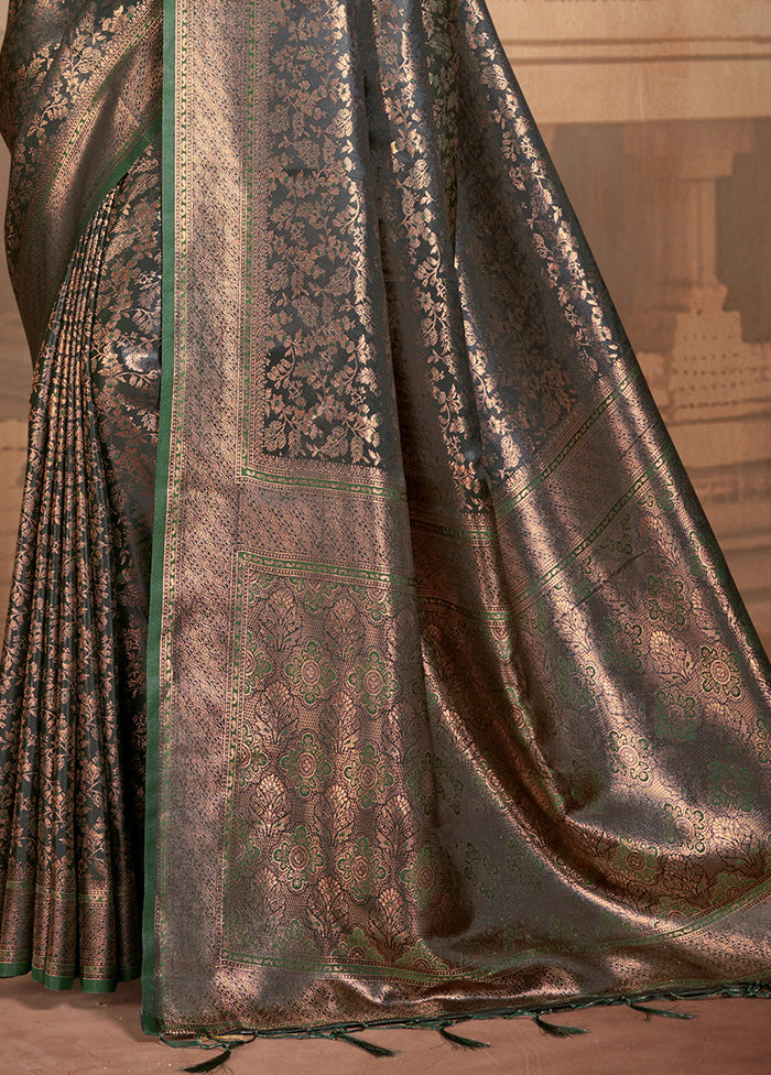 Green Spun Silk Saree With Blouse Piece