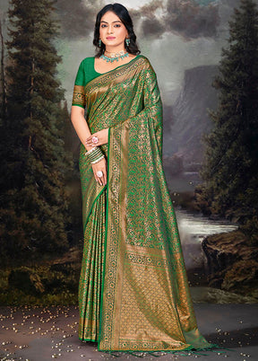 Multicolor Banarasi Silk Saree With Blouse Piece