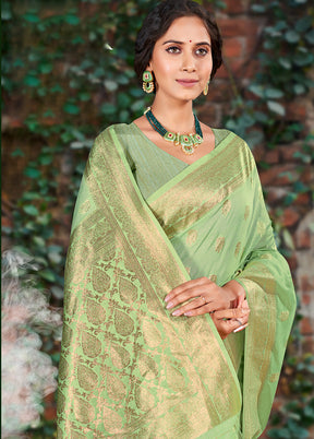 Light Green Spun Silk Saree With Blouse Piece