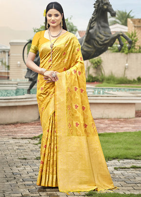 Yellow Organza Saree With Blouse Piece