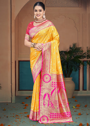 Multicolor Dupion Silk Saree With Blouse Piece