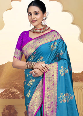 Multicolor Dupion Silk Saree With Blouse Piece