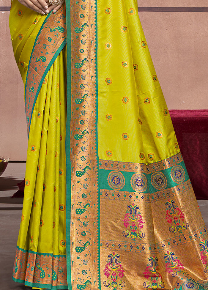 Parrot Green Dupion Silk Saree With Blouse Piece