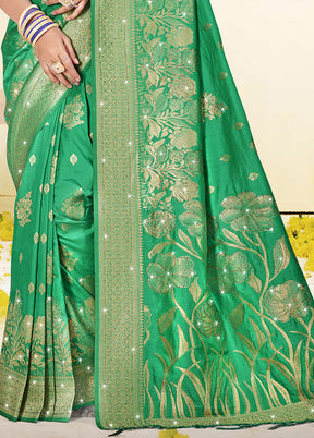 Green Spun Silk Saree With Blouse Piece