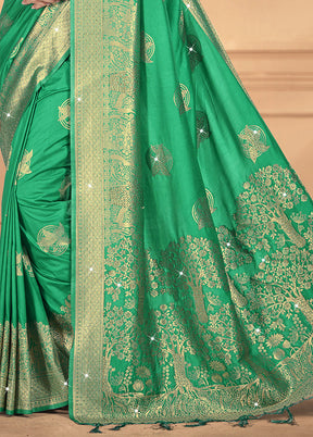 Green Spun Silk Saree With Blouse Piece