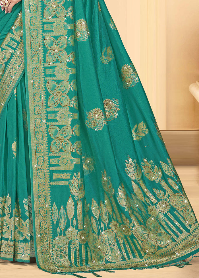 Green Spun Silk Saree With Blouse Piece