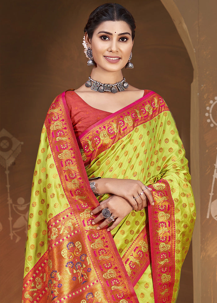 Green Spun Silk Saree With Blouse Piece