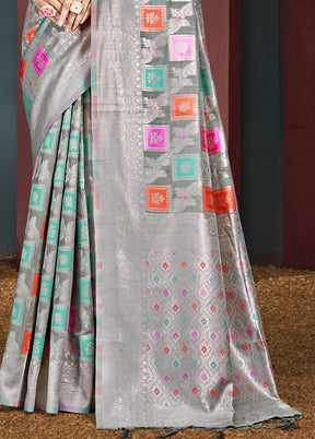 Multicolor Cotton Saree With Blouse Piece