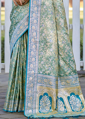 Green Spun Silk Saree With Blouse Piece