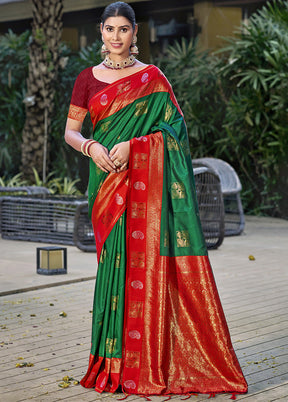 Green Spun Silk Saree With Blouse Piece