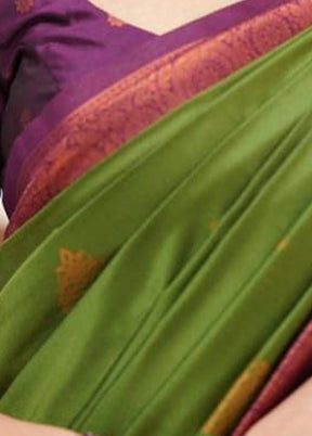 Mehendi Green Spun Silk Saree With Blouse Piece