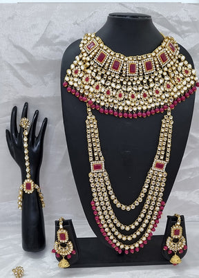 Red Alloy Jewellery Set