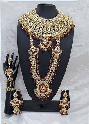 Maroon Alloy Jewellery Set