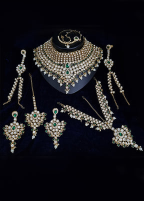 Green Alloy Jewellery Set