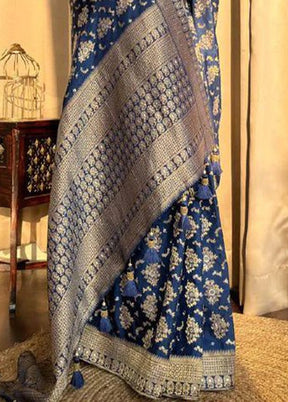 Navy Blue Banarasi Silk Saree With Blouse Piece