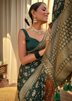 Dark Green Banarasi Silk Saree With Blouse Piece