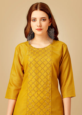 2 Pc Yellow Readymade Cotton Kurti Set