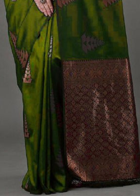 Olive Green Banarasi Silk Saree With Blouse Piece