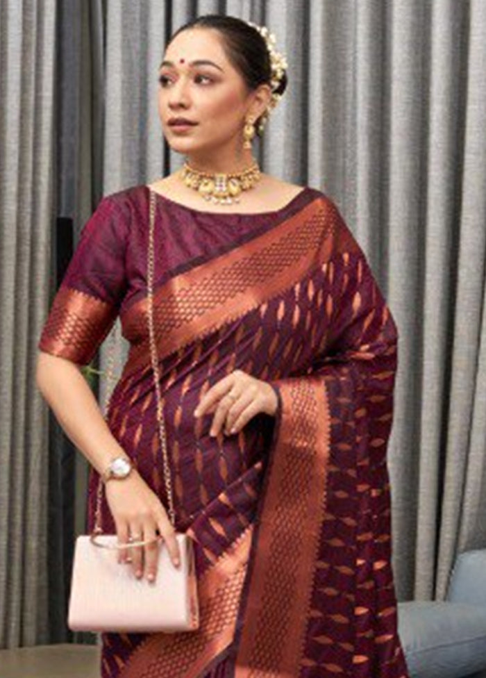 Burgundy Banarasi Silk Saree With Blouse Piece