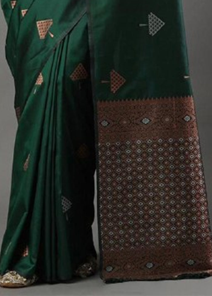 Green Banarasi Silk Saree With Blouse Piece