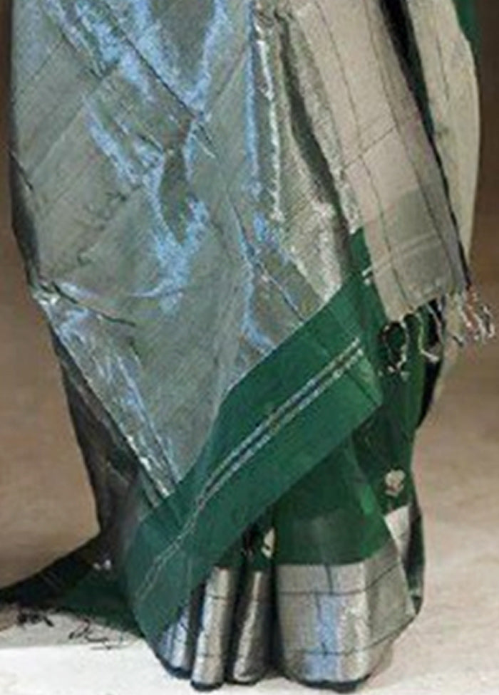 Green Cotton Saree With Blouse Piece