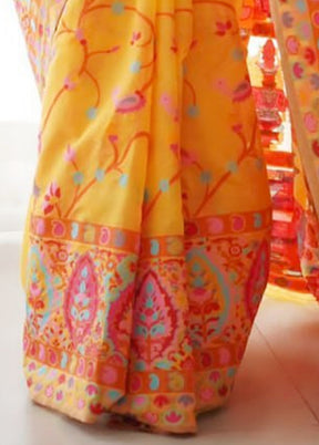 Mustard Banarasi Silk Saree With Blouse Piece