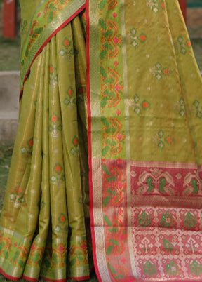 Mehendi Organza Saree With Blouse Piece