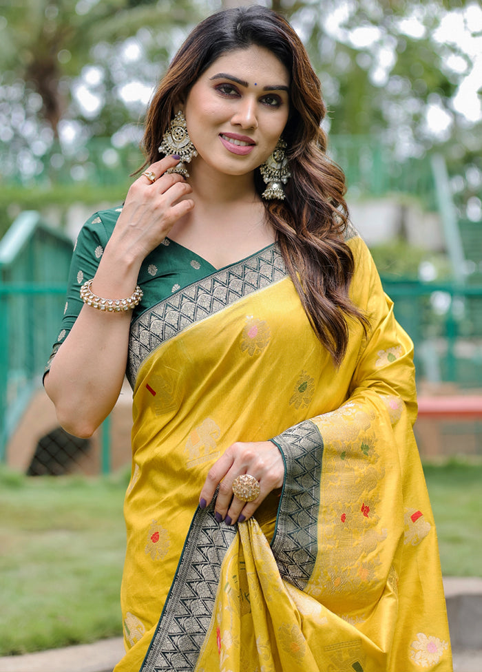 Mustard Dupion Silk Saree With Blouse Piece