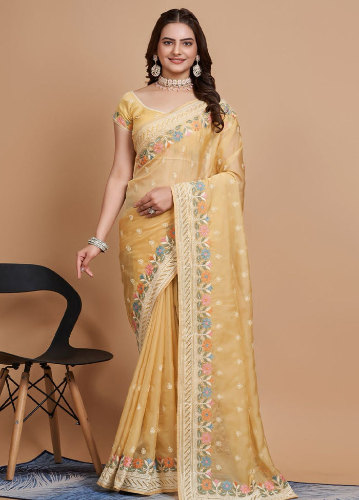 Peach Organza Saree With Blouse Piece