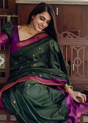 Green Banarasi Silk Saree With Blouse Piece