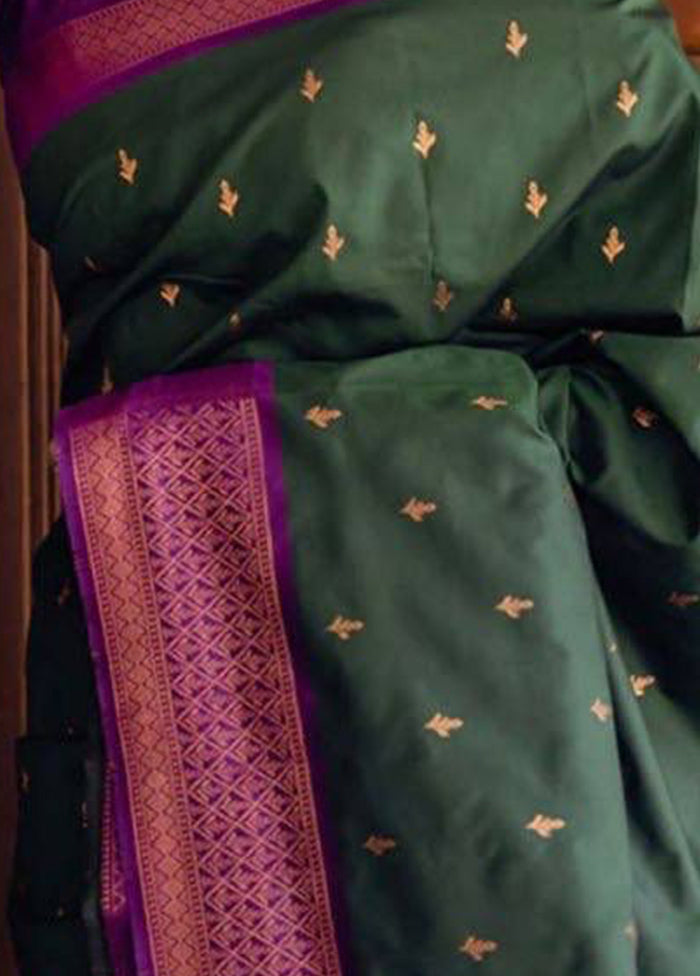 Green Banarasi Silk Saree With Blouse Piece