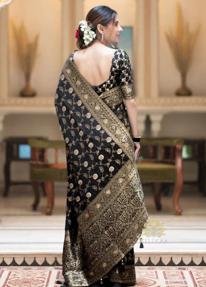 Black Banarasi Silk Saree With Blouse Piece