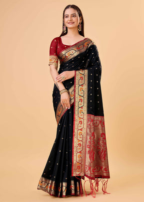 Black Banarasi Silk Saree With Blouse Piece