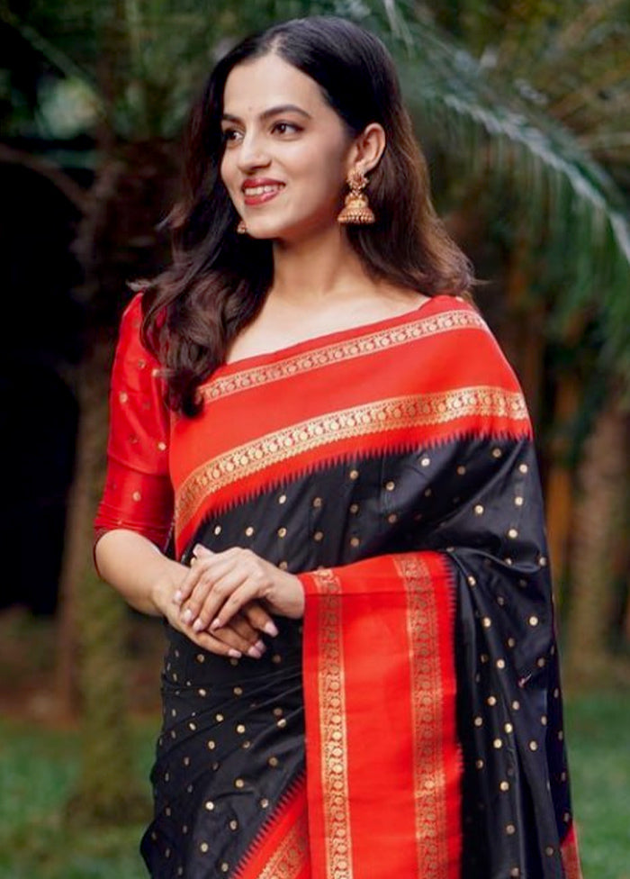 Black Banarasi Silk Saree With Blouse Piece