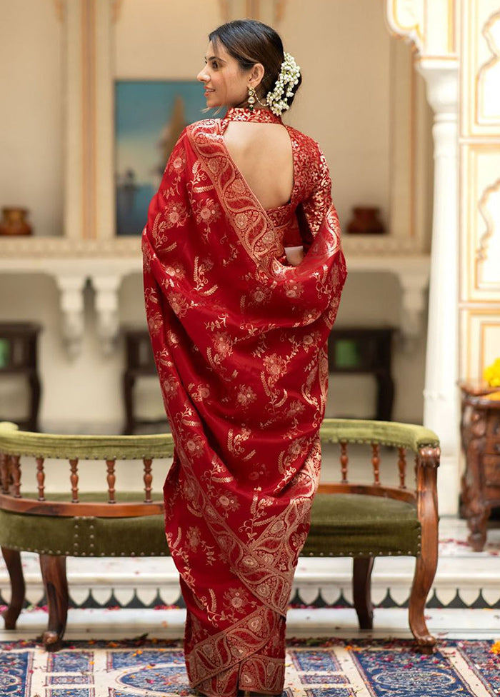 Red Banarasi Silk Saree With Blouse Piece