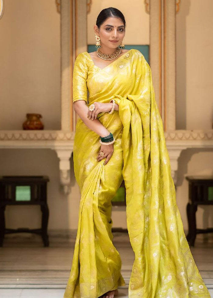 Yellow Banarasi Silk Saree With Blouse Piece