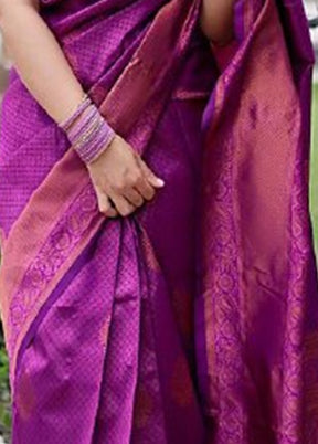 Purple Banarasi Silk Saree With Blouse Piece