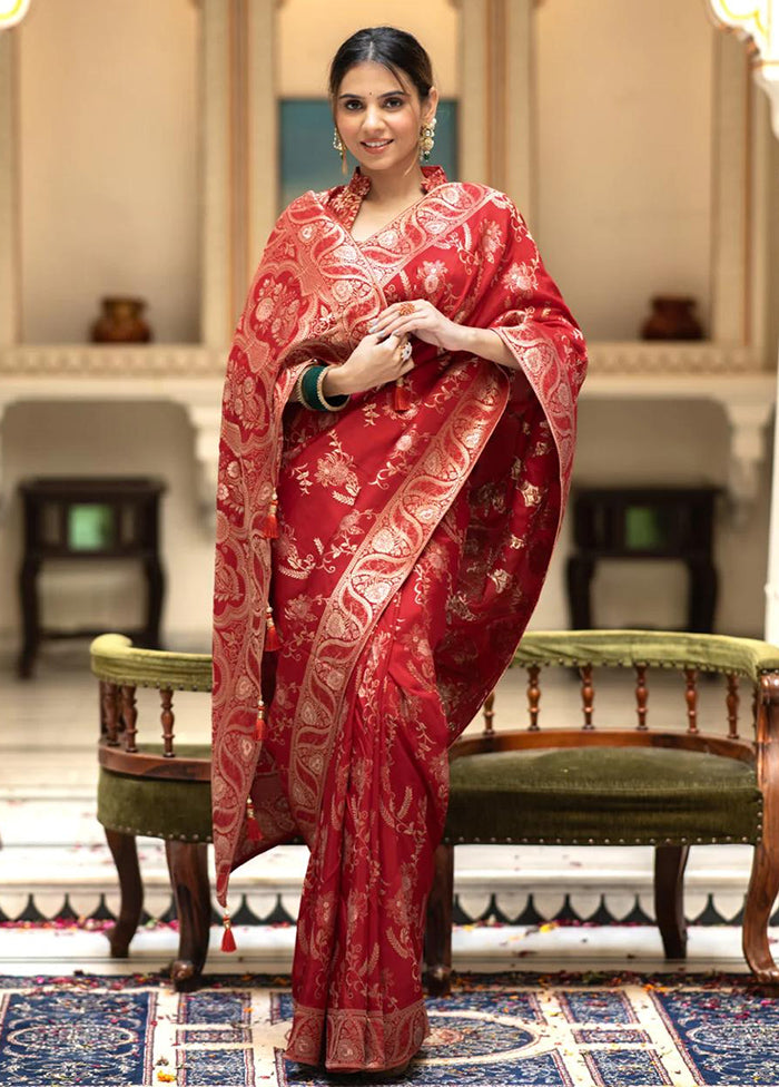 Red Banarasi Silk Saree With Blouse Piece