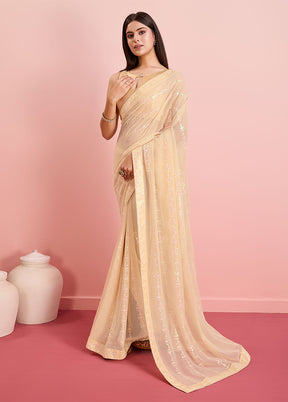 Cream Georgette Saree With Blouse Piece