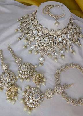 White Alloy Jewellery Set