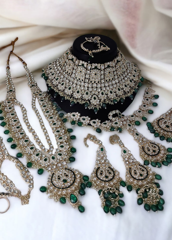 Green Alloy Jewellery Set