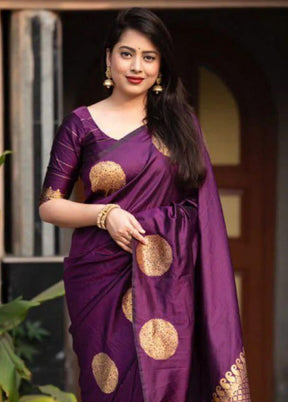 Purple Banarasi Silk Saree With Blouse Piece