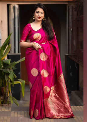 Rani Banarasi Silk Saree With Blouse Piece