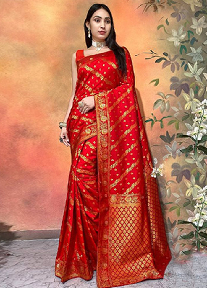 Red Dupion Silk Saree With Blouse Piece