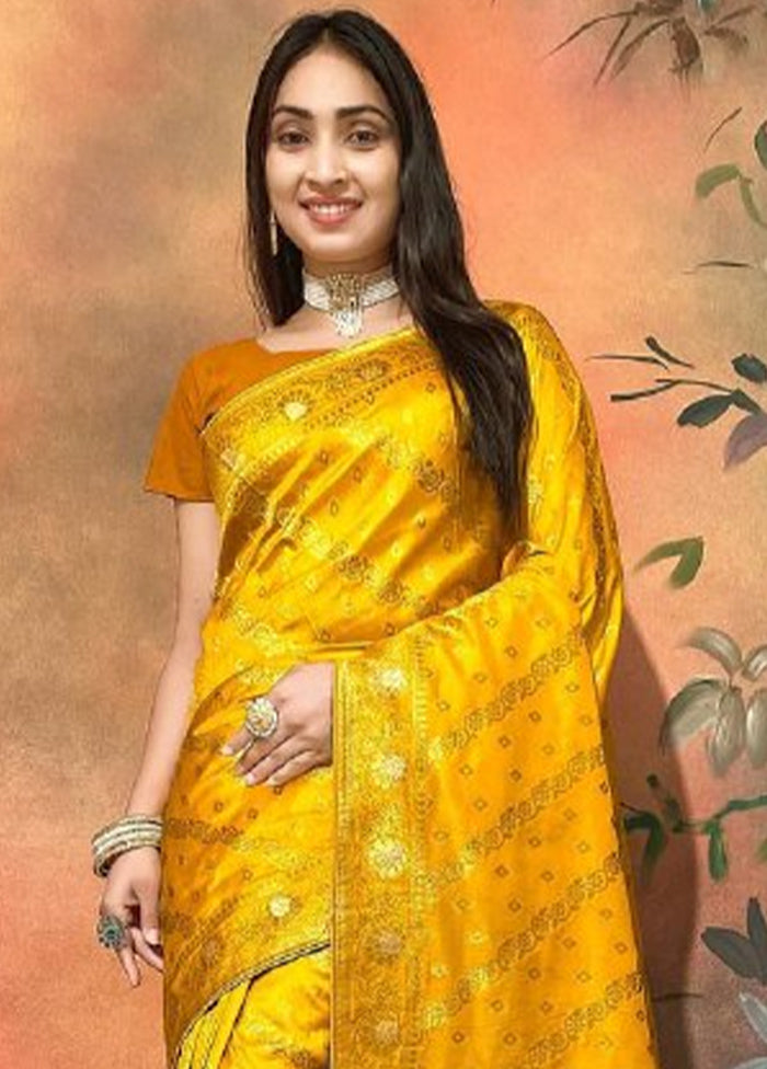 Yellow Dupion Silk Saree With Blouse Piece