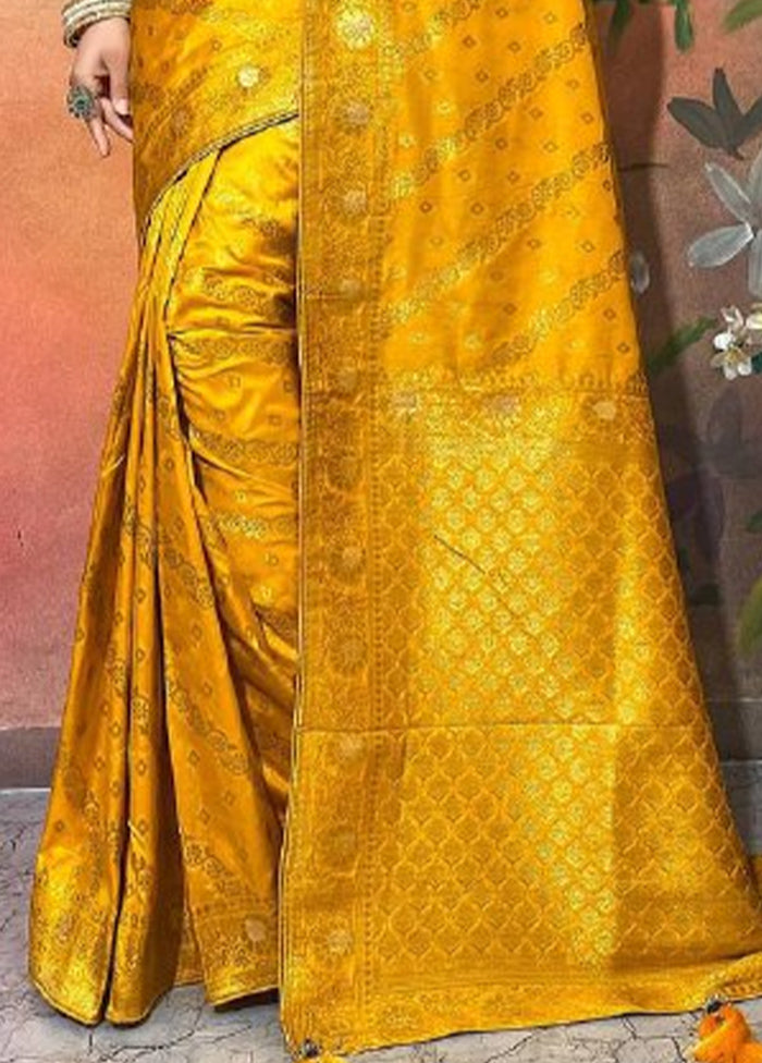 Yellow Dupion Silk Saree With Blouse Piece