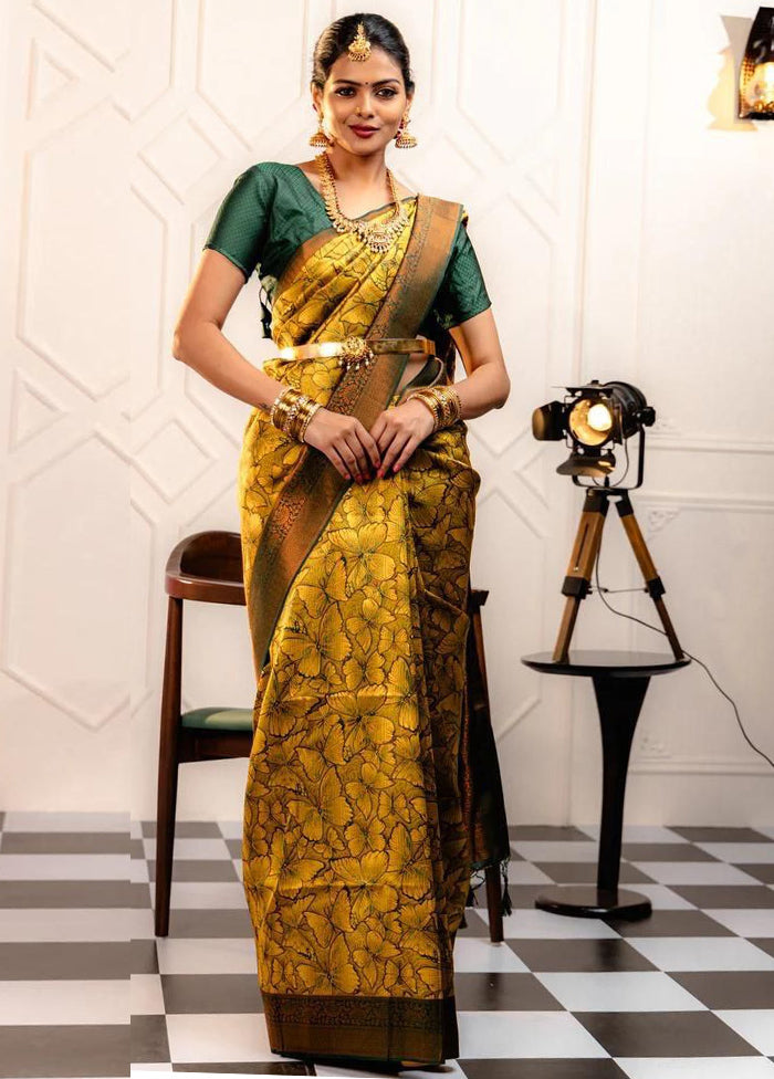 Multicolor Banarasi Silk Saree With Blouse Piece