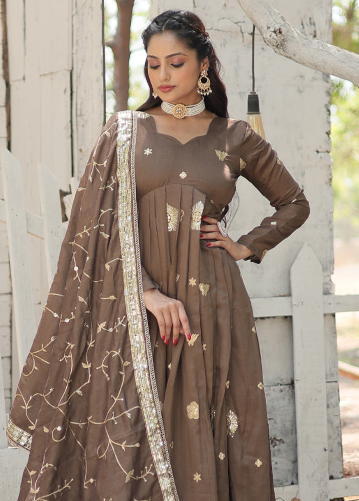 Beige Readymade Silk Dupatta Indian Dress