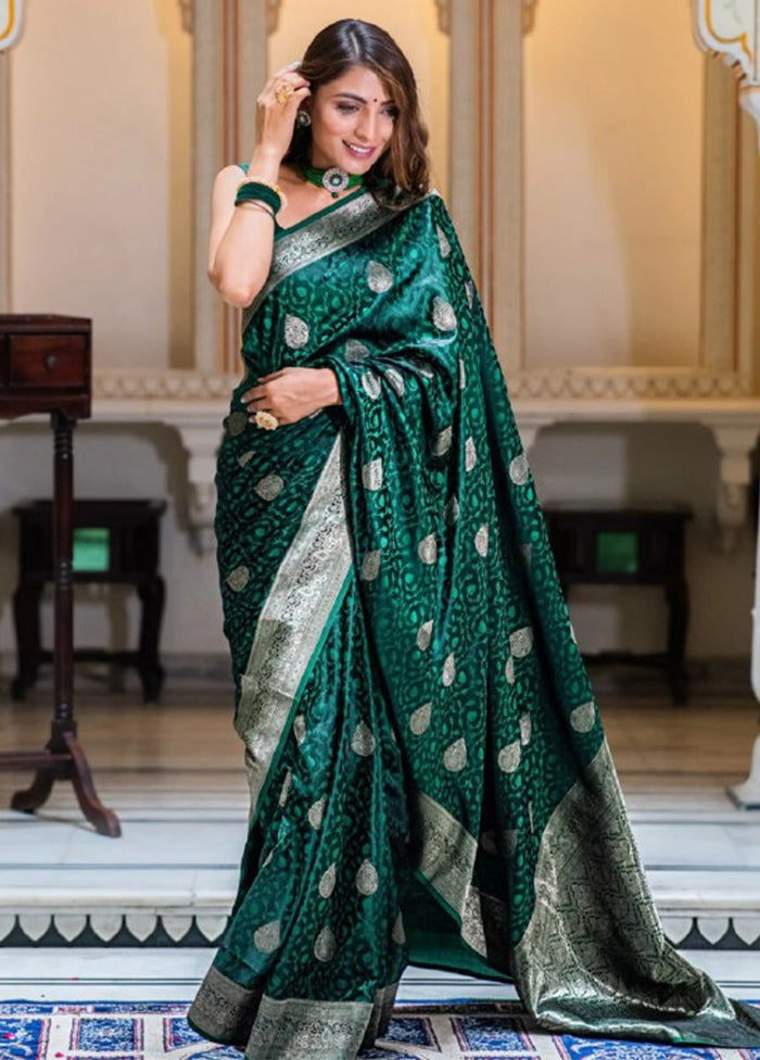 Green Banarasi Silk Saree With Blouse Piece