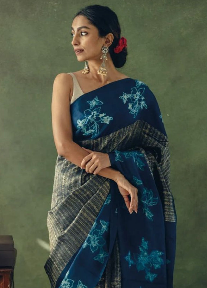 Navy Blue Banarasi Silk Saree With Blouse Piece